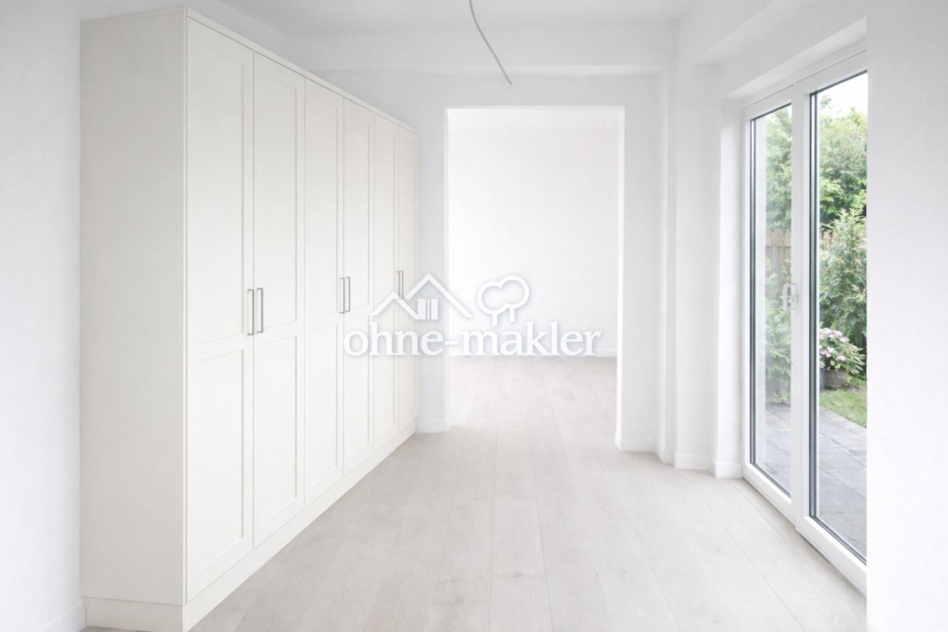 Flur zum Schlafzimmer (Möb.KI)