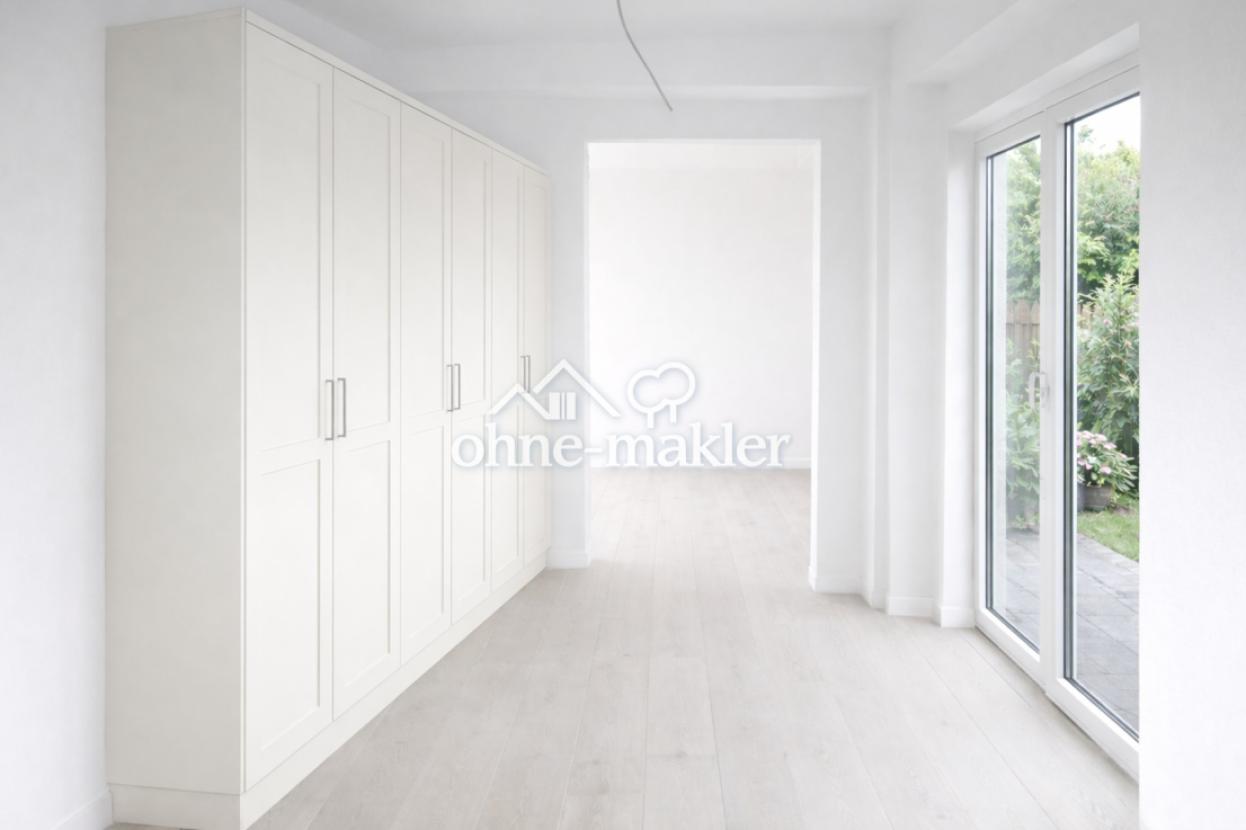 Flur zum Schlafzimmer (Möb.KI)