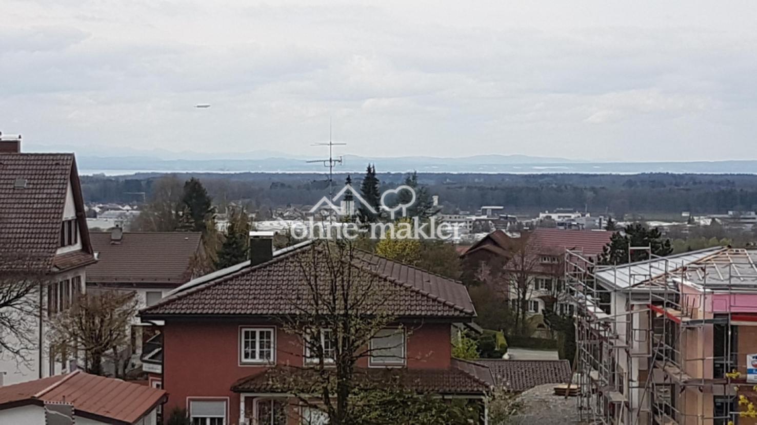 Blick vom Balkon auf die Alpen