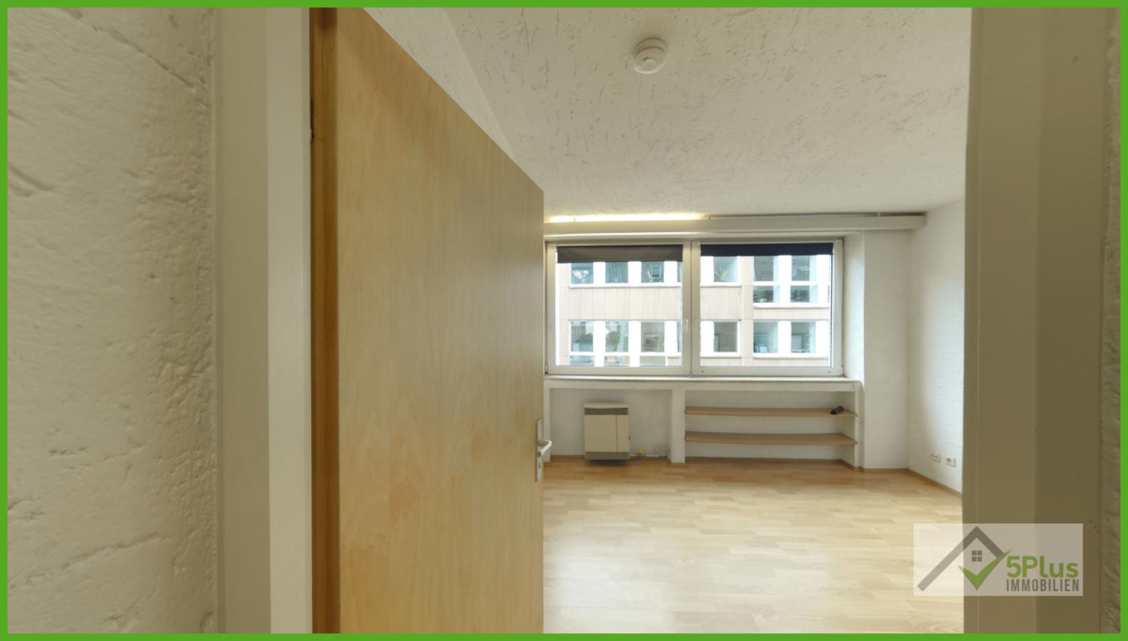 5Plus Immo Wohnung zur Miete Aachen Flur