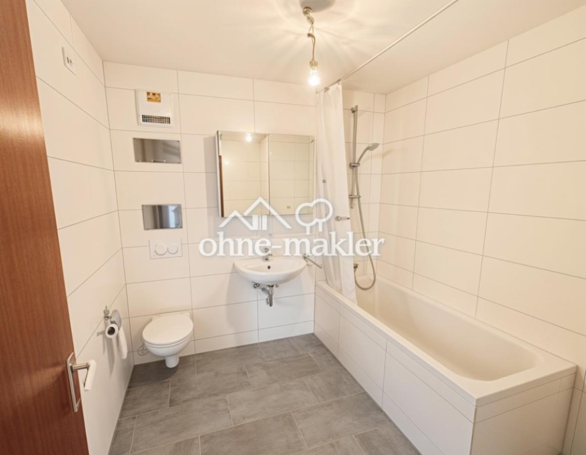 Frisch renoviertes Bad