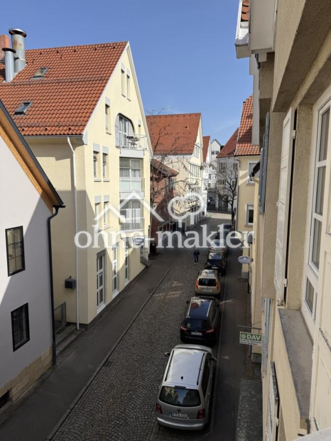 Blick in die ruhige Straße