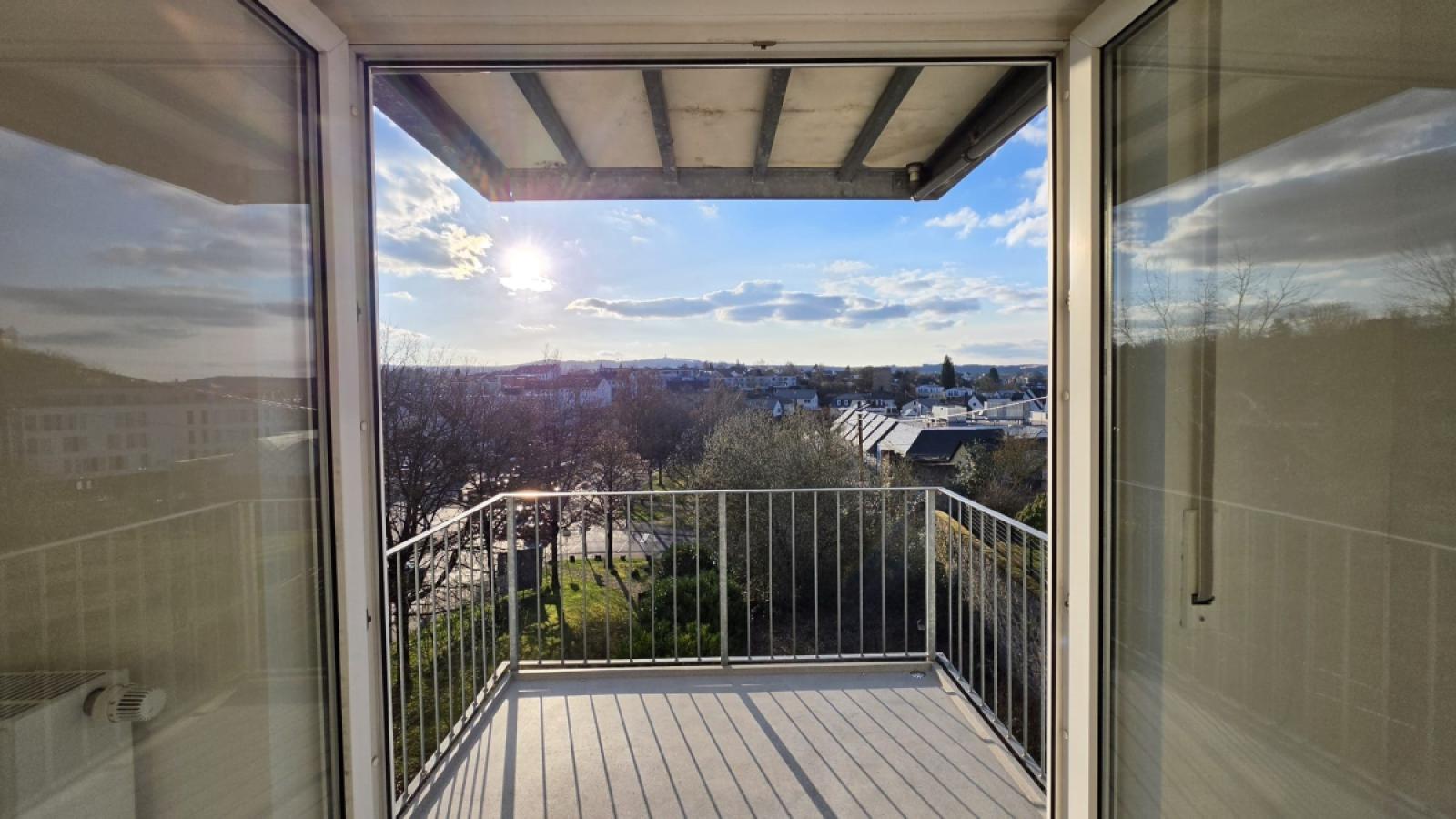 Überdachter Panorambalkon