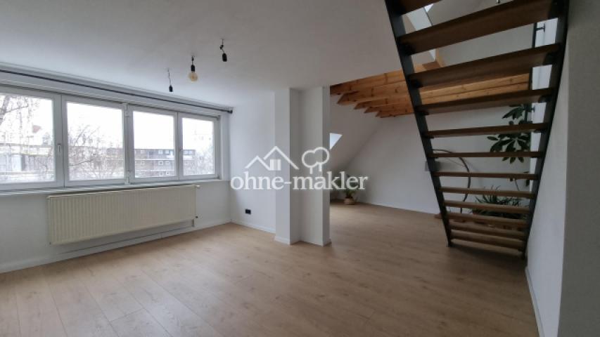 Esszimmer mit Wohnzimmerblick