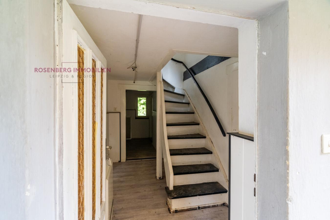 Immobilie in Döbeln zu verkaufen_Treppenhaus