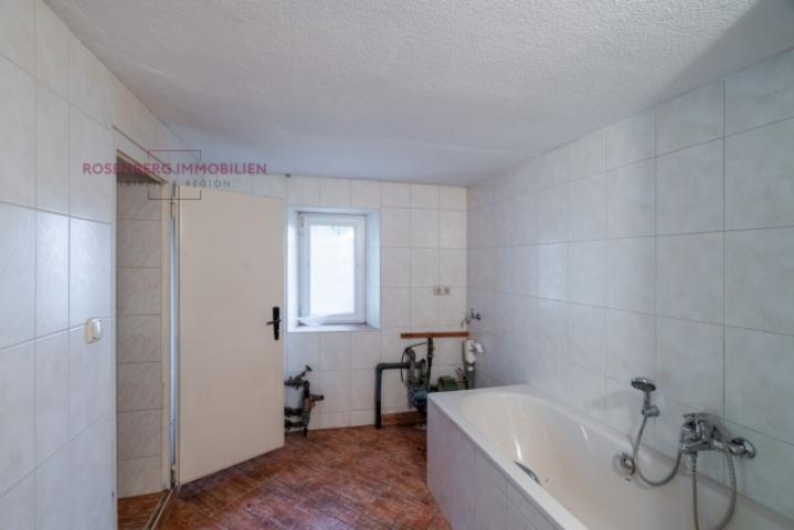 Immobilie in Döbeln zu verkaufen_Bad_2