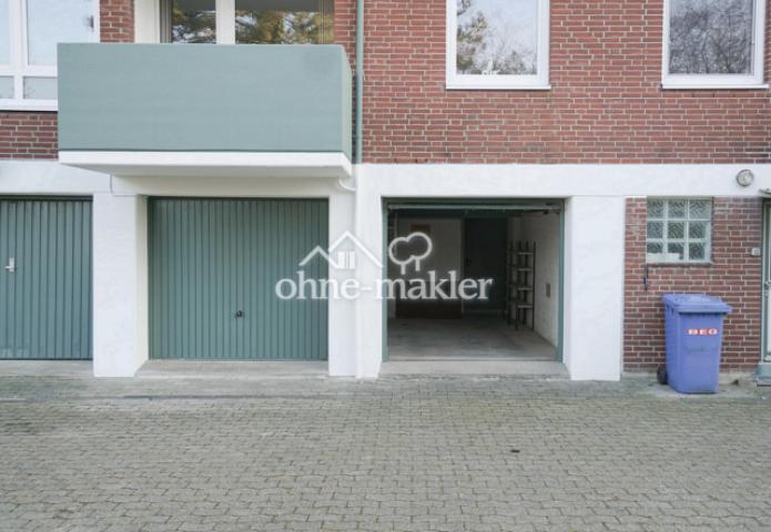 Rückansicht/ Garage