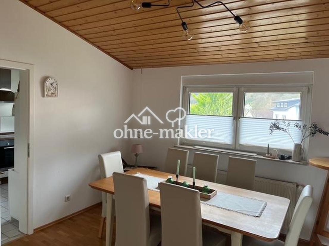 Esszimmer neben der Küche