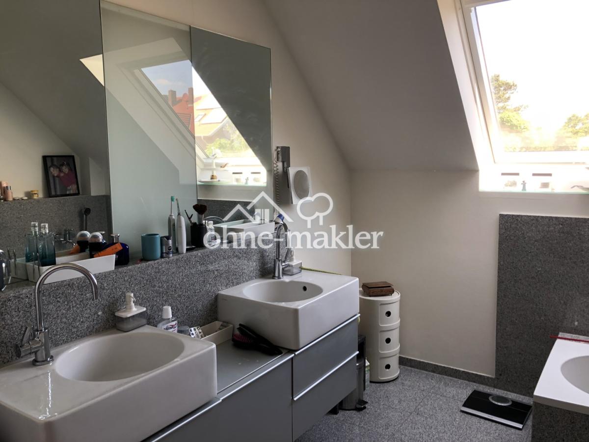 Masterbad, Wanne und Dusche