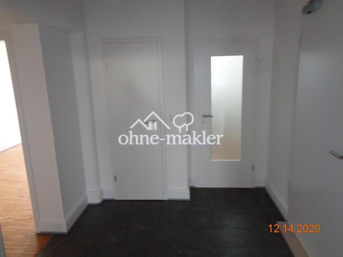 Eingangsbereich Ri. Bad / WC