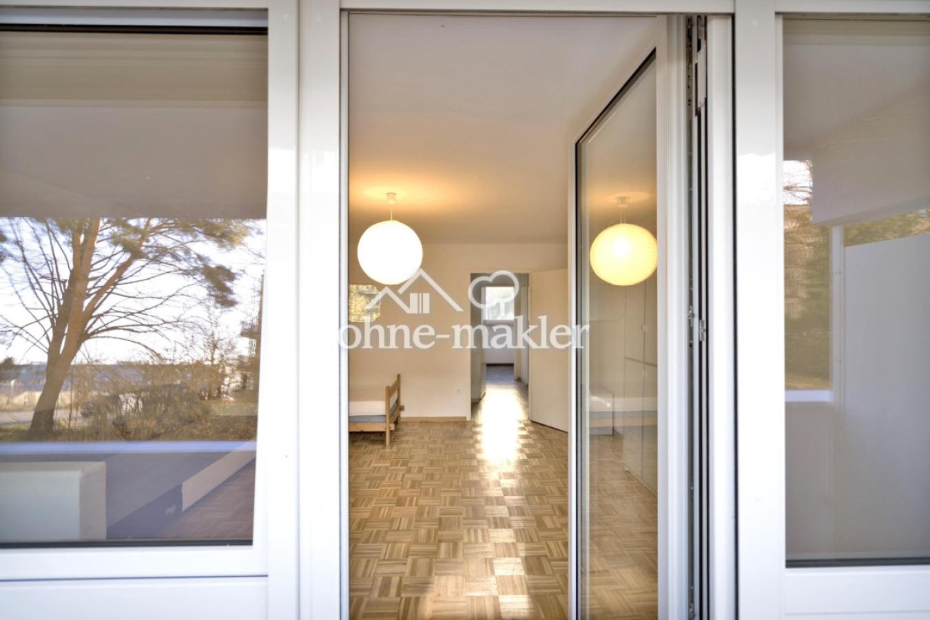 Blick ins Wohnzimmer