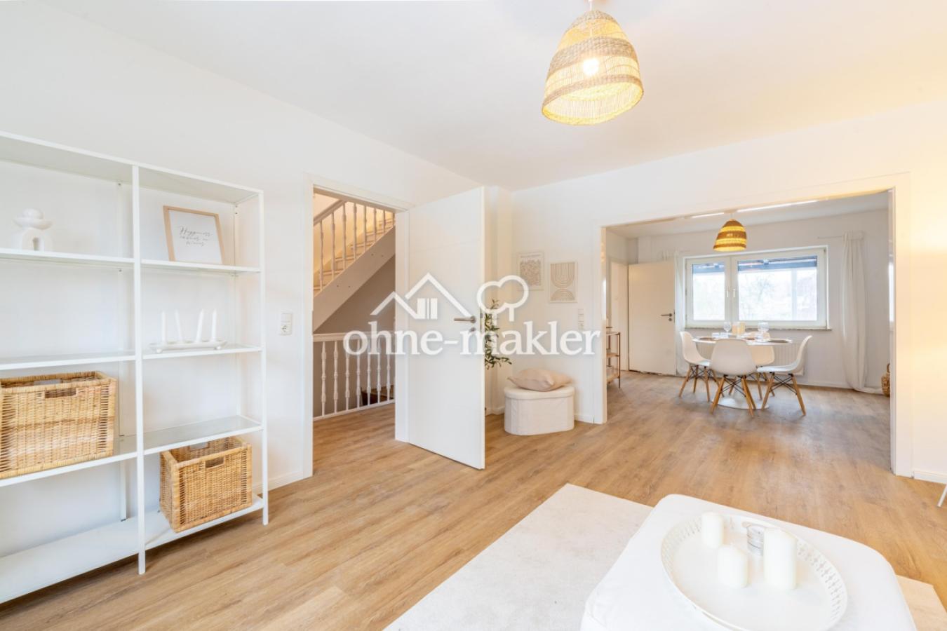 Wohn- und Essbereich EG