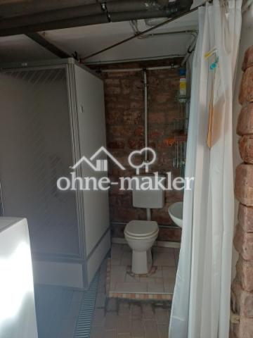 Keller/Duschbad in Waschküche