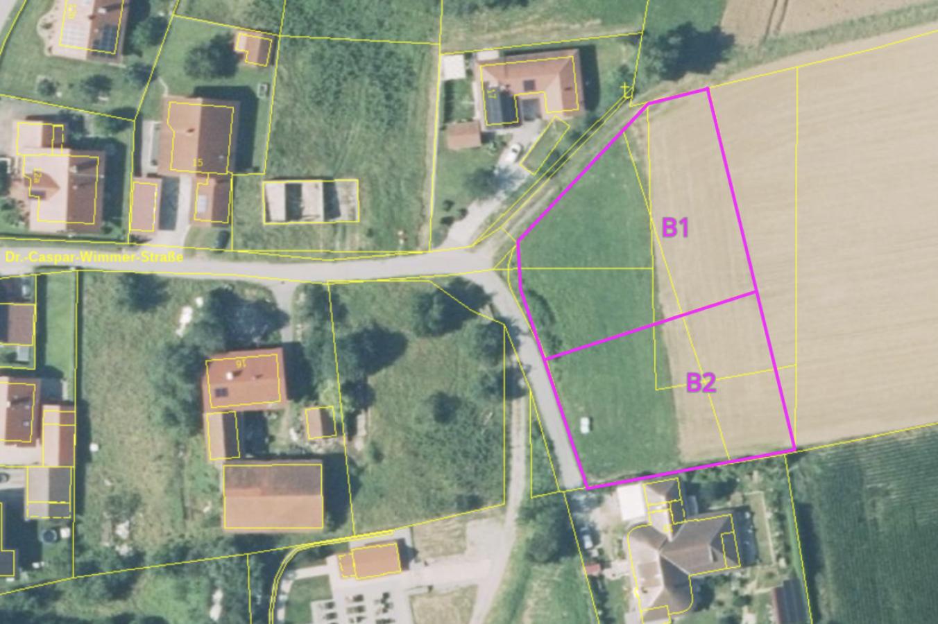 Übersichtskarte mit markierten Grundstück 