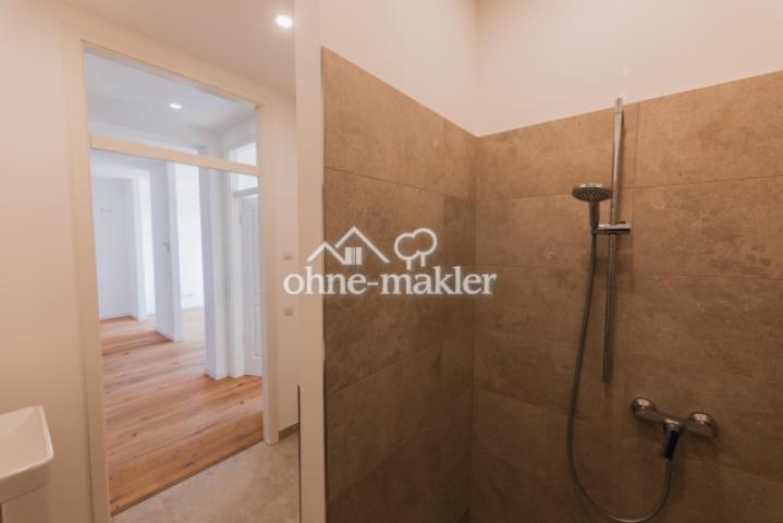 Beispielbild ebenerdige Dusche