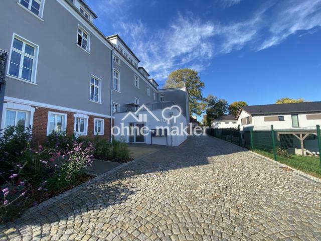 gepflegter Hauseingang