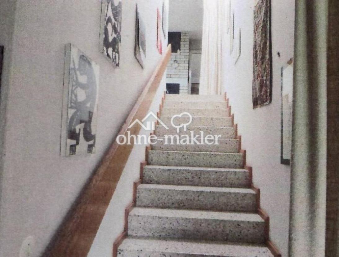 Treppe vom UG ins EG