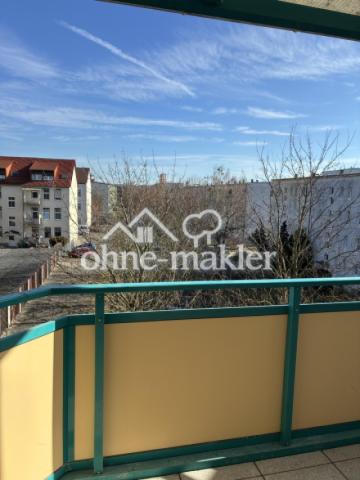 Blick vom Balkon in den Hof