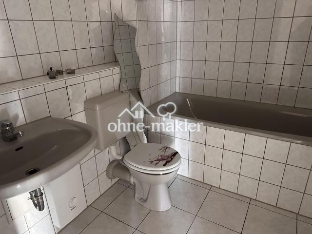 Badezimmer mit Badewanne