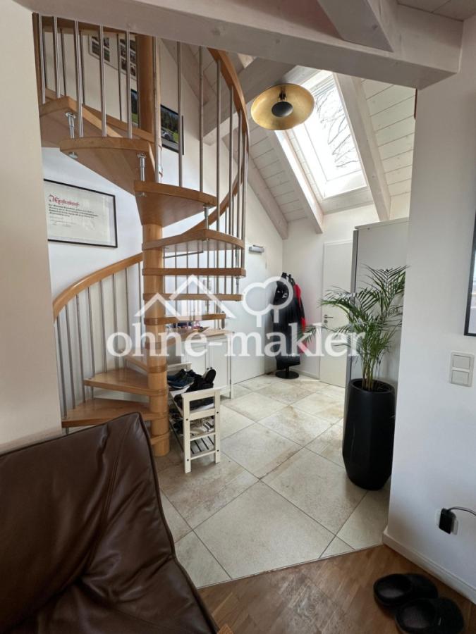 Wendeltreppe zur Galerie