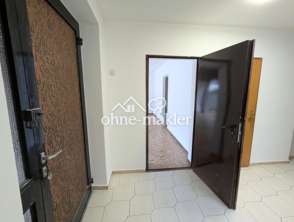 .....mit Verbindungstür Flur