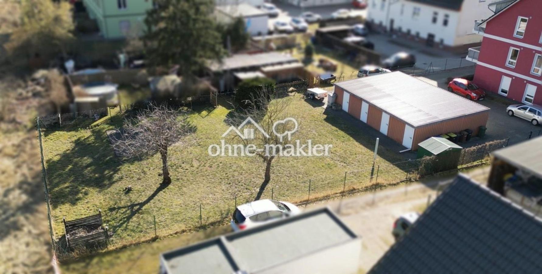 Bebaubares hinterl. Grundstück