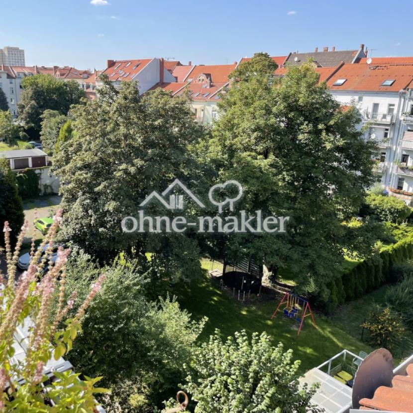 Blick in den grünen Innenhof