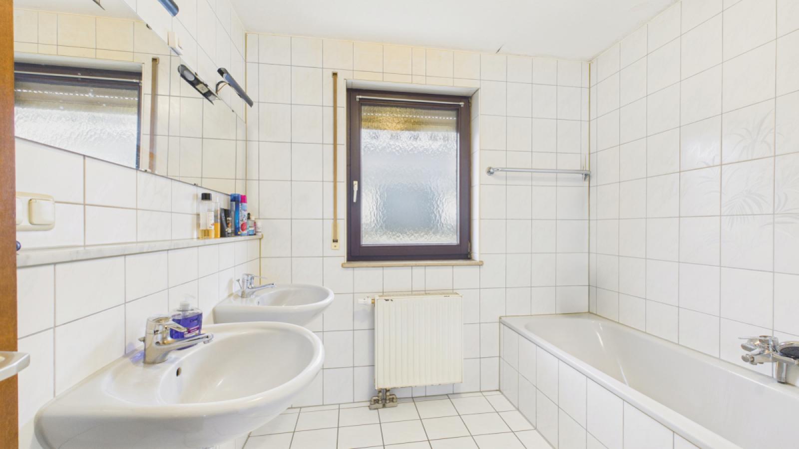 Tageslicht-Badezimmer