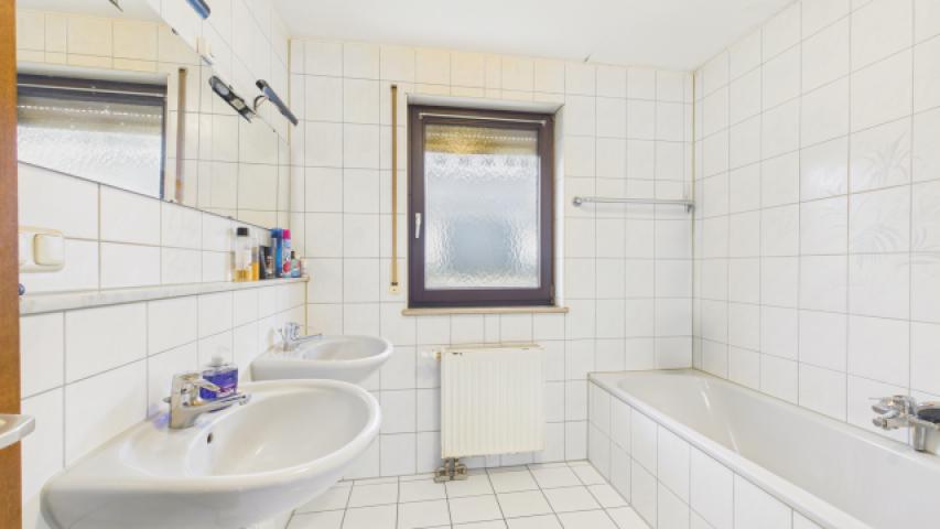 Tageslicht-Badezimmer