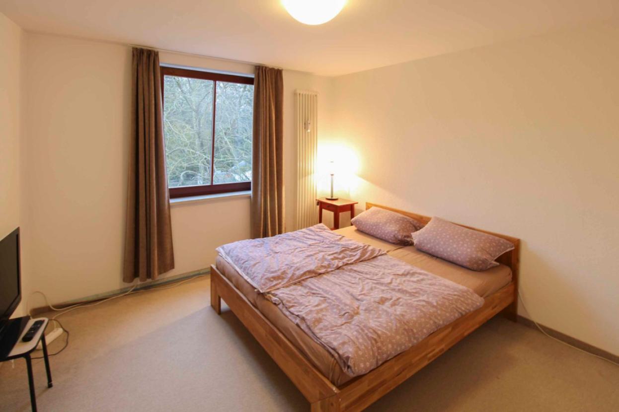 Schlafzimmer 2