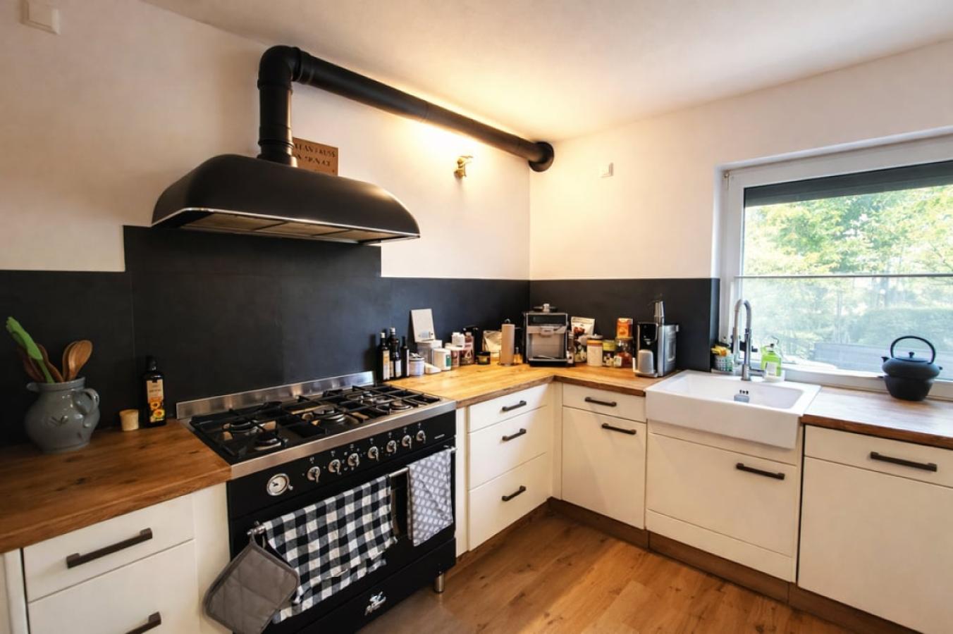 12. Küchenansicht 1