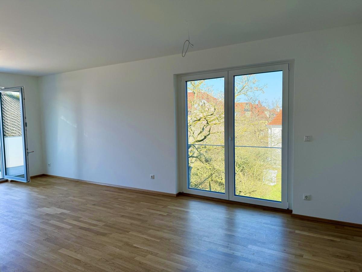 Wohnzimmer & Essbereich