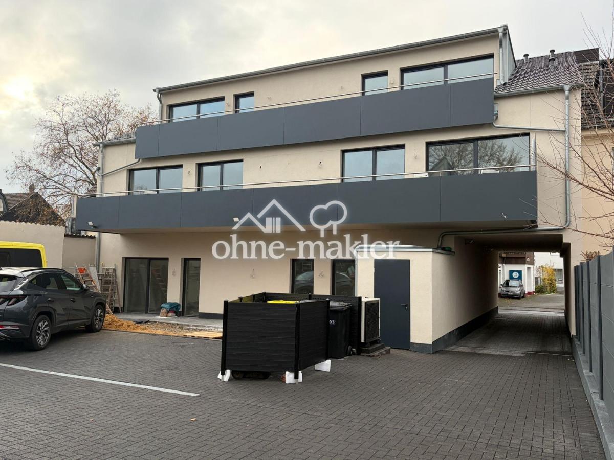 Außenansicht Parkplatz 