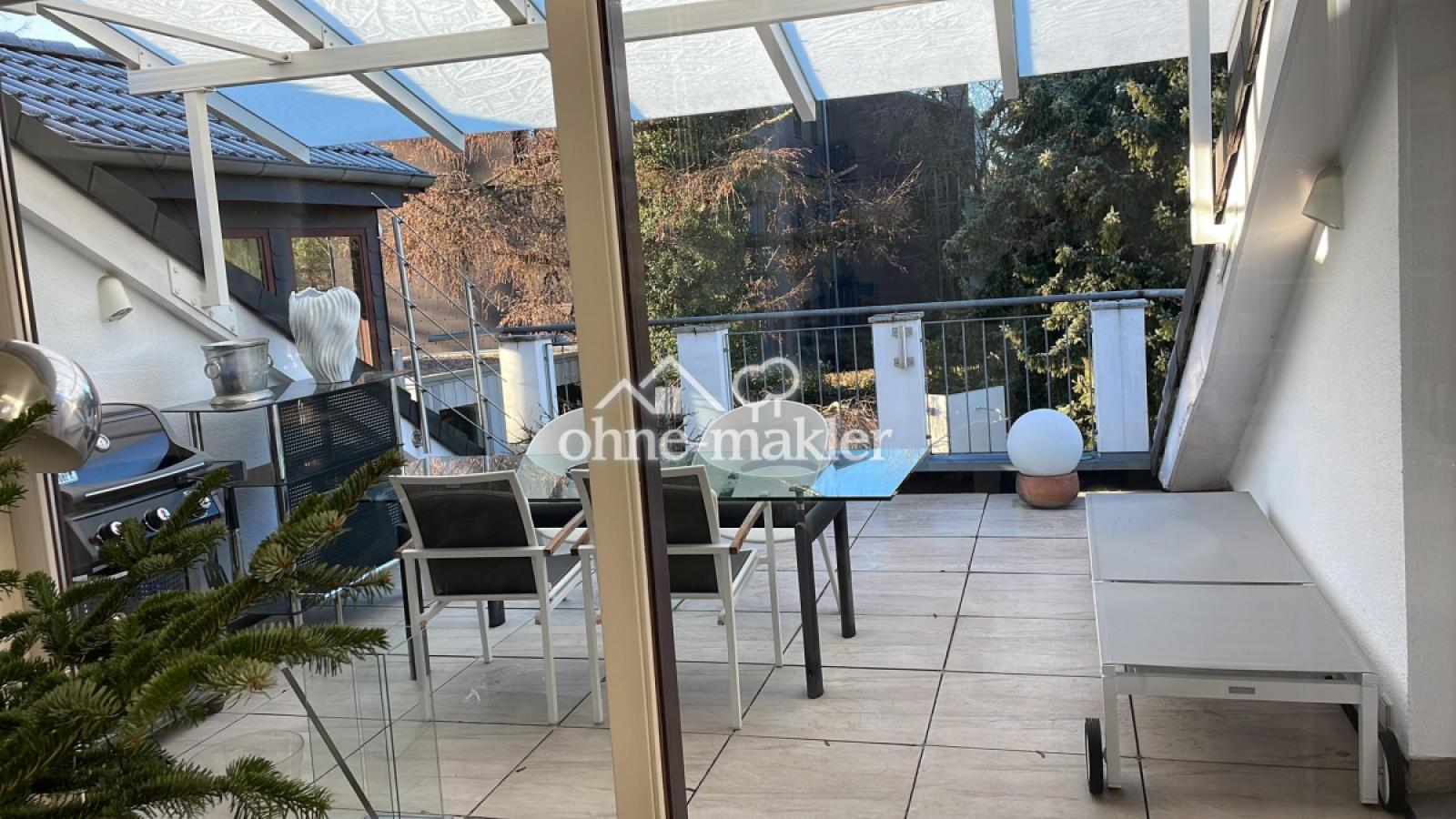 Dachterrasse mit Überdachung