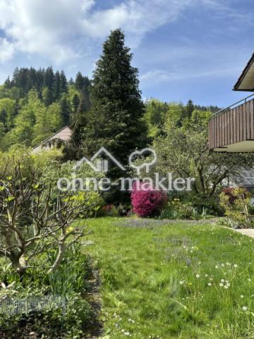 2-Fam.-Haus mit schönem Garten