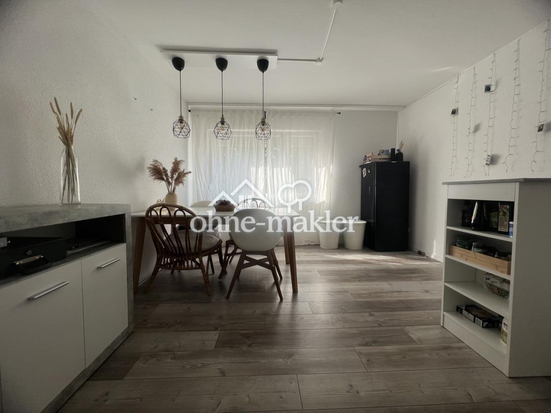 Küche mit Esszimmer