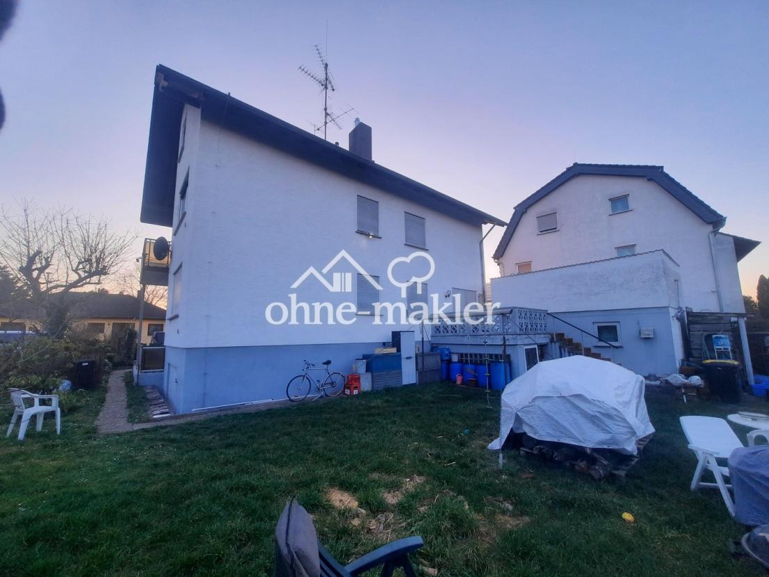 Gartenansicht Pool Nebengebäud