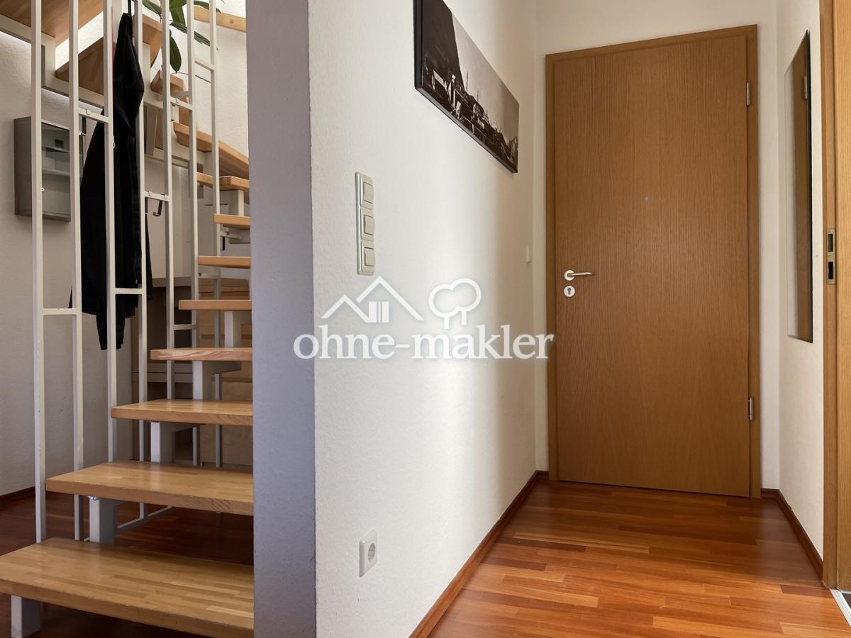 Flur / Treppenaufgang