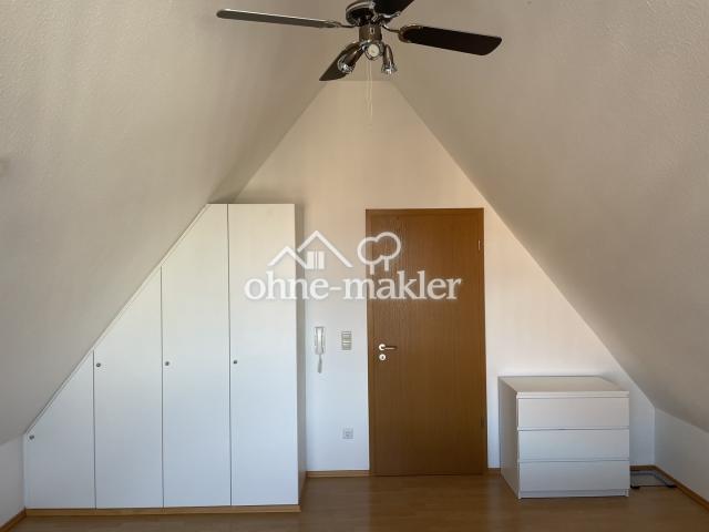Schlafzimmer DG