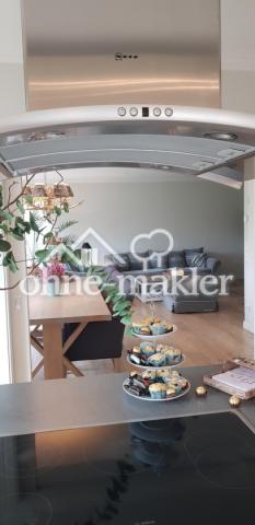 Kochinsel Wohnzimmerblick