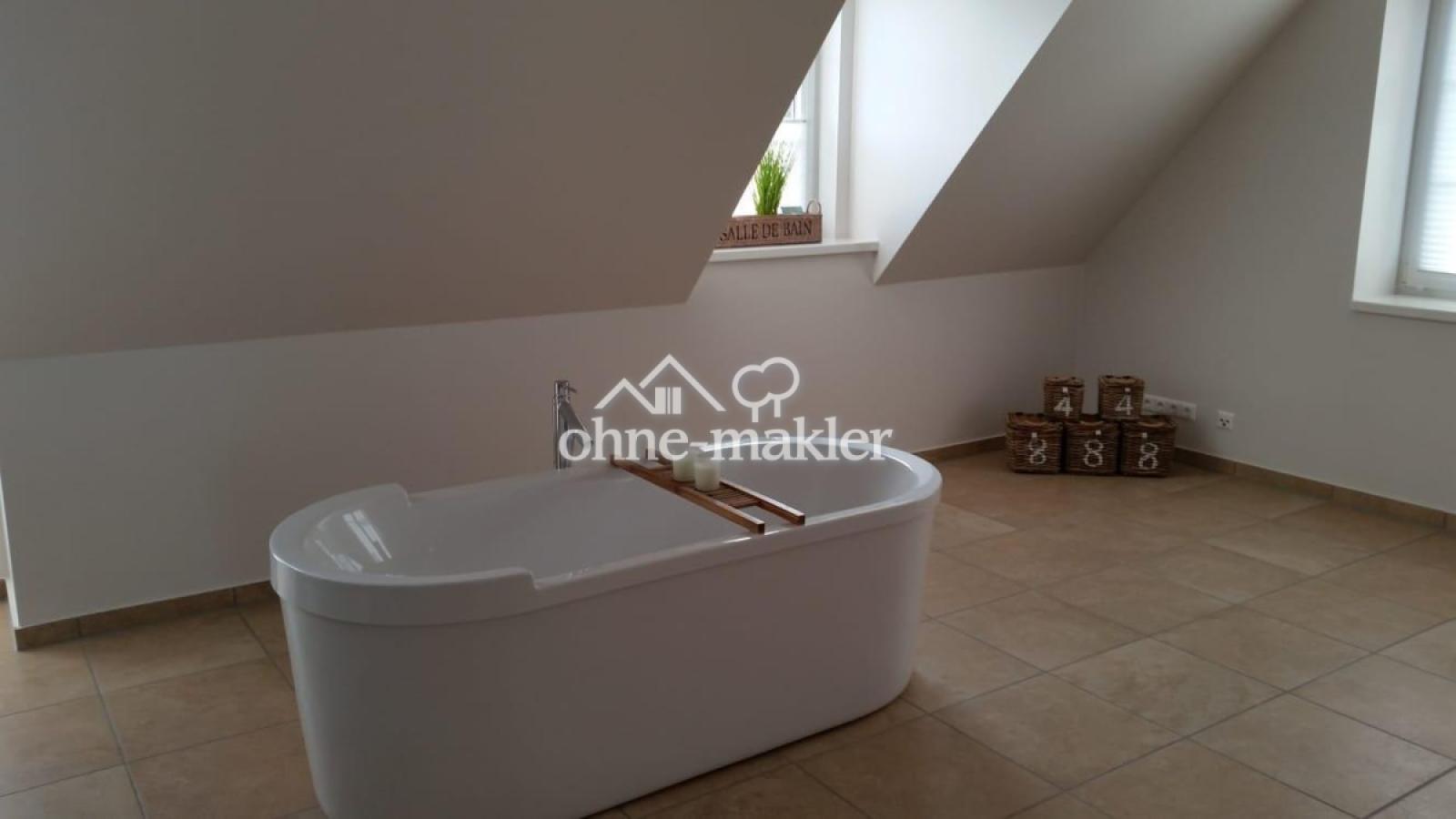 Freistehende Badewanne