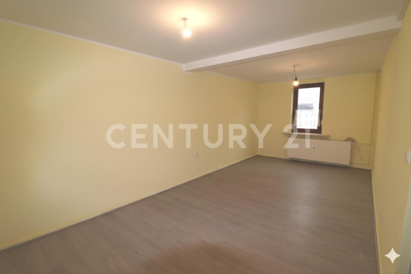 Wohn-&Schlafzimmer IST