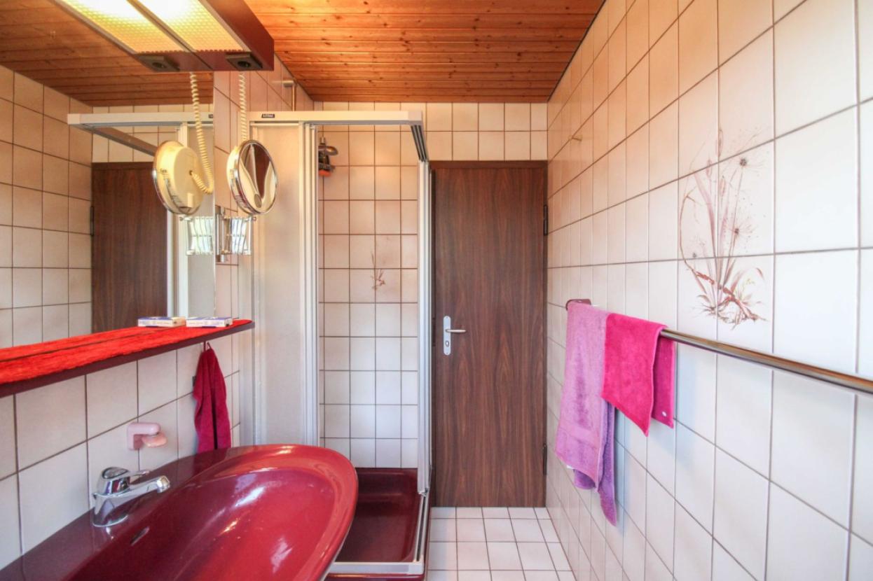 Badezimmer EG