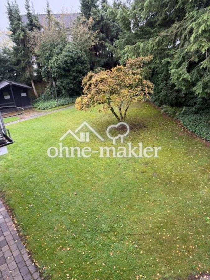 Garten Blick vom Wohnzimmer