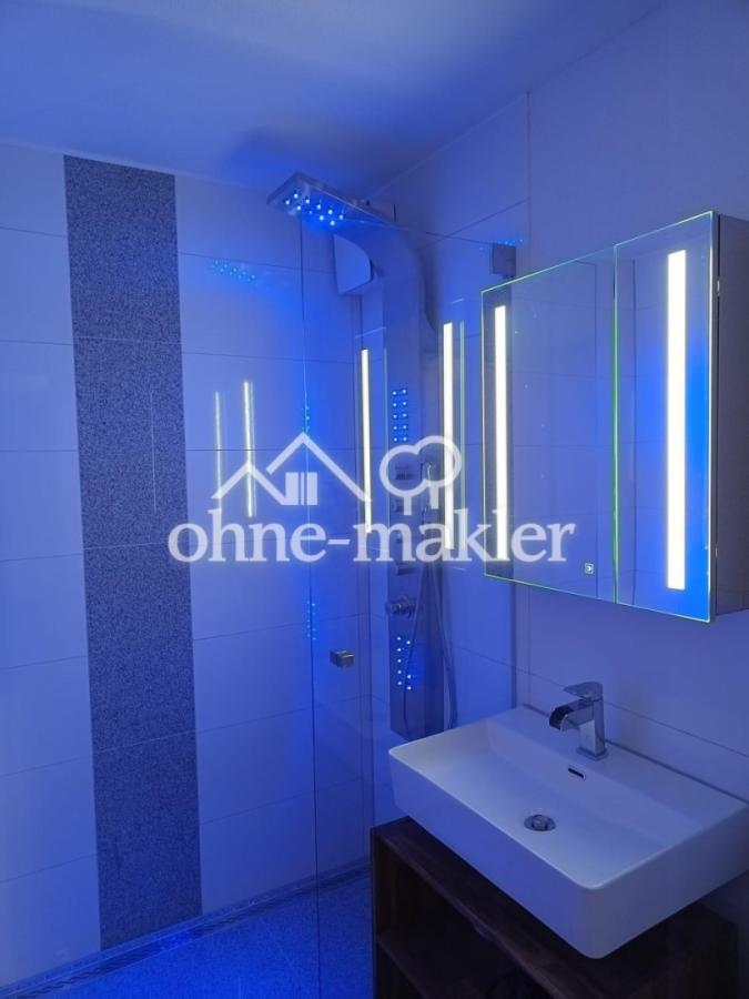 Bad LED Ambient Beleuchtung