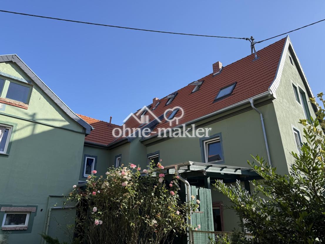 Innenhof mit Rosengarten