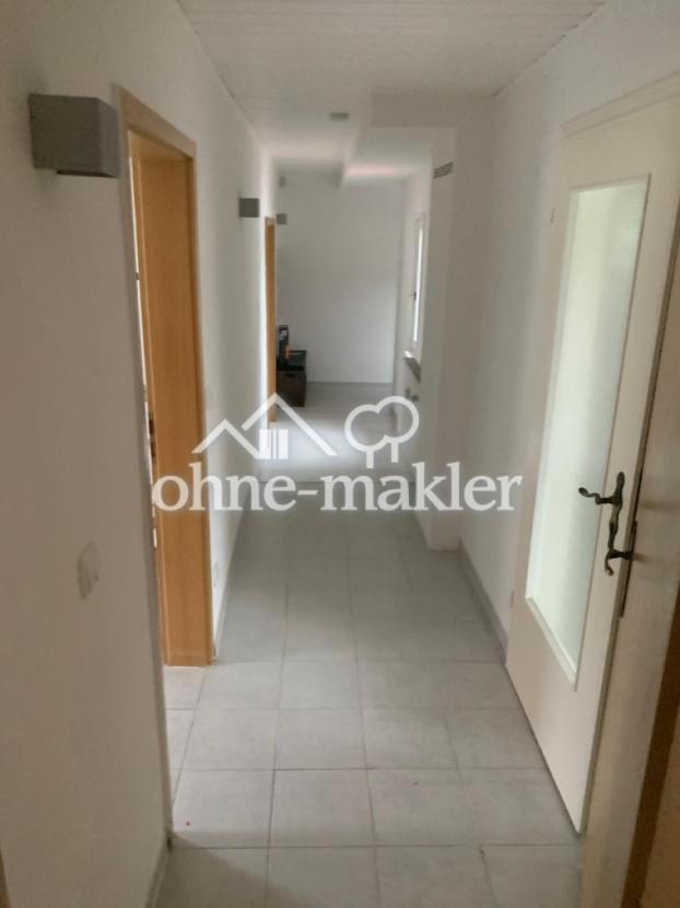 Flur vom Westen in Osten