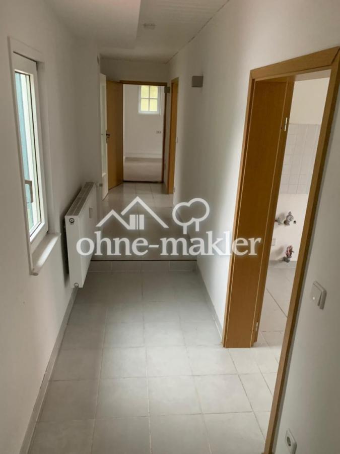 Flur vom Osten in Westen