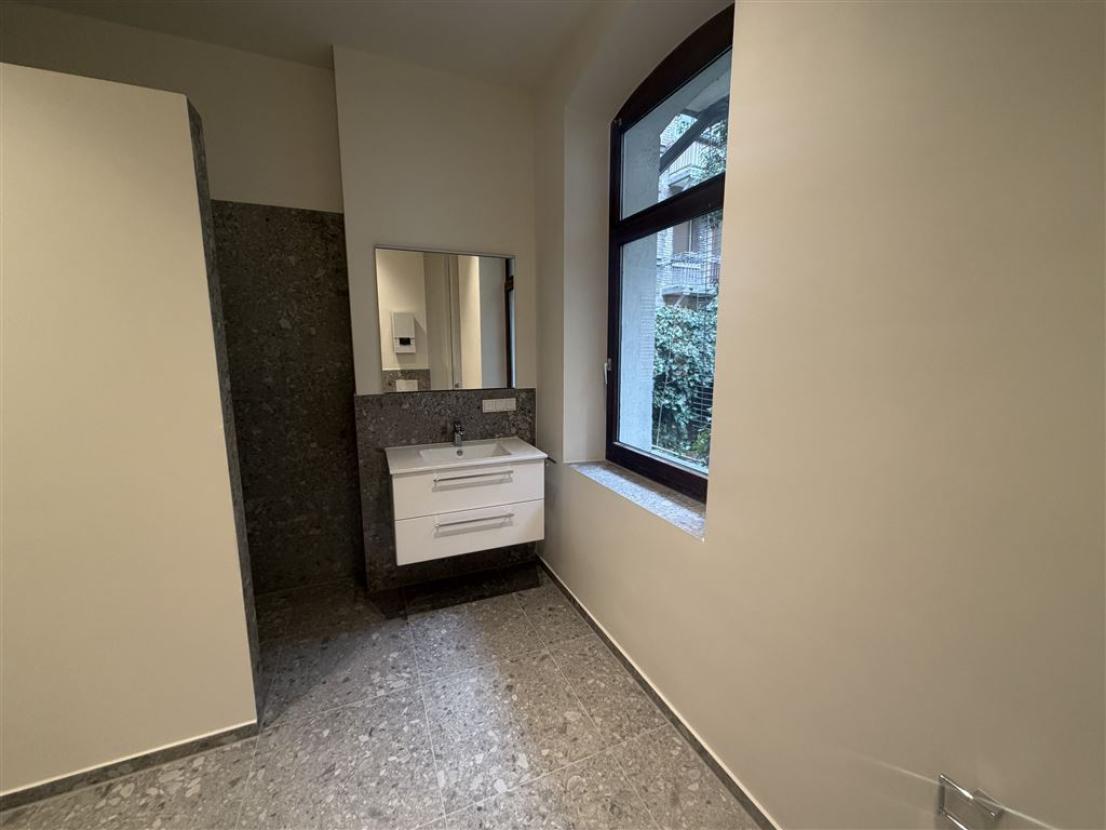 Stilvolles Tageslichtbad