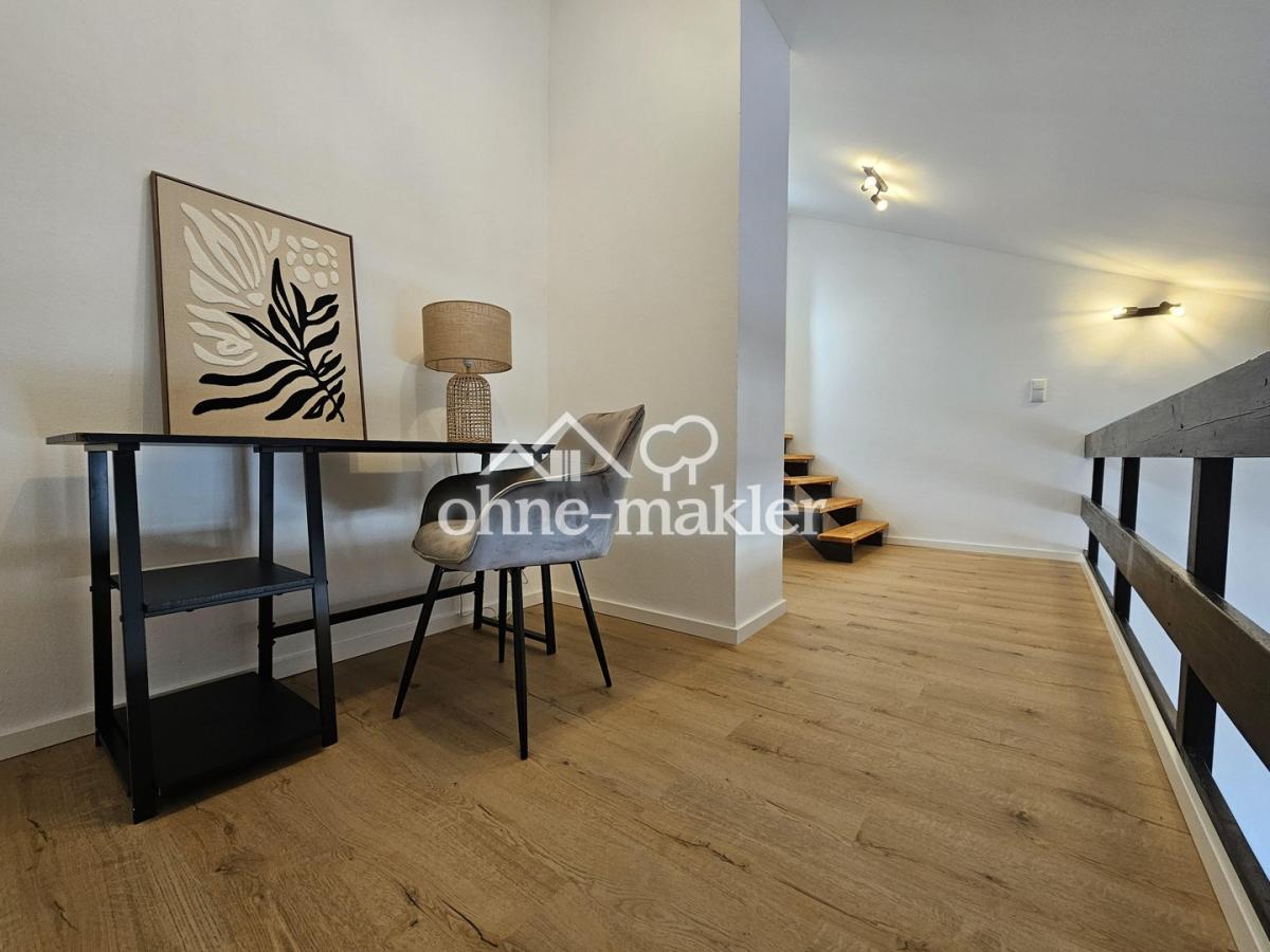 Schreibtisch in der Galerie